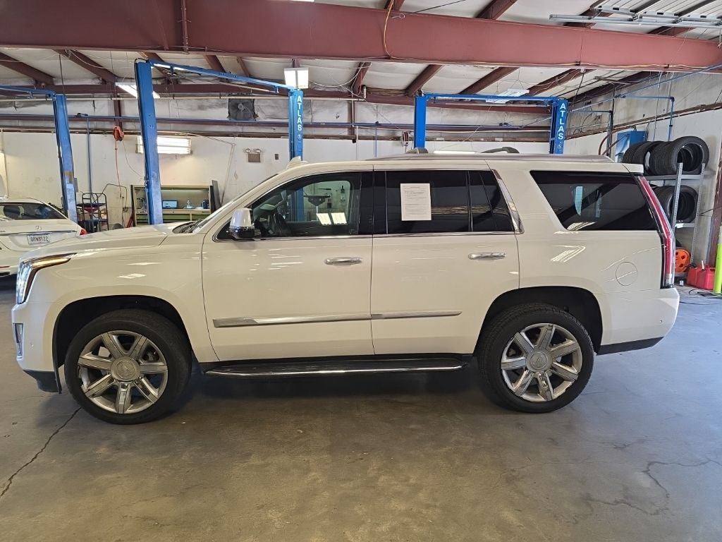 cadillac escalade 2019 1GYS3BKJ2KR301430 image cadillac escalade 2019 1GYS3BKJ2KR301430 image