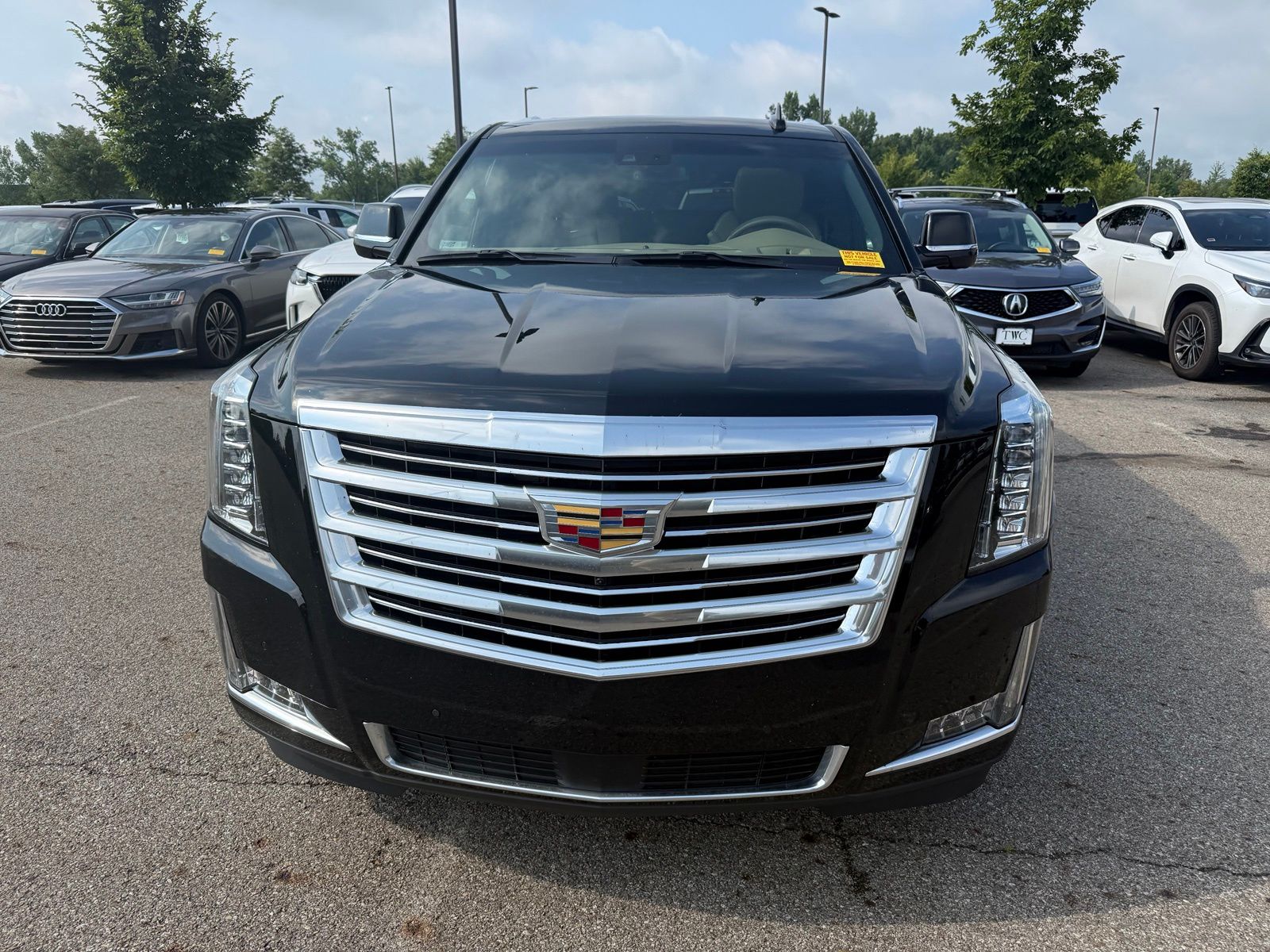 cadillac escalade 2019 1GYS4DKJ8KR275053 image cadillac escalade 2019 1GYS4DKJ8KR275053 image