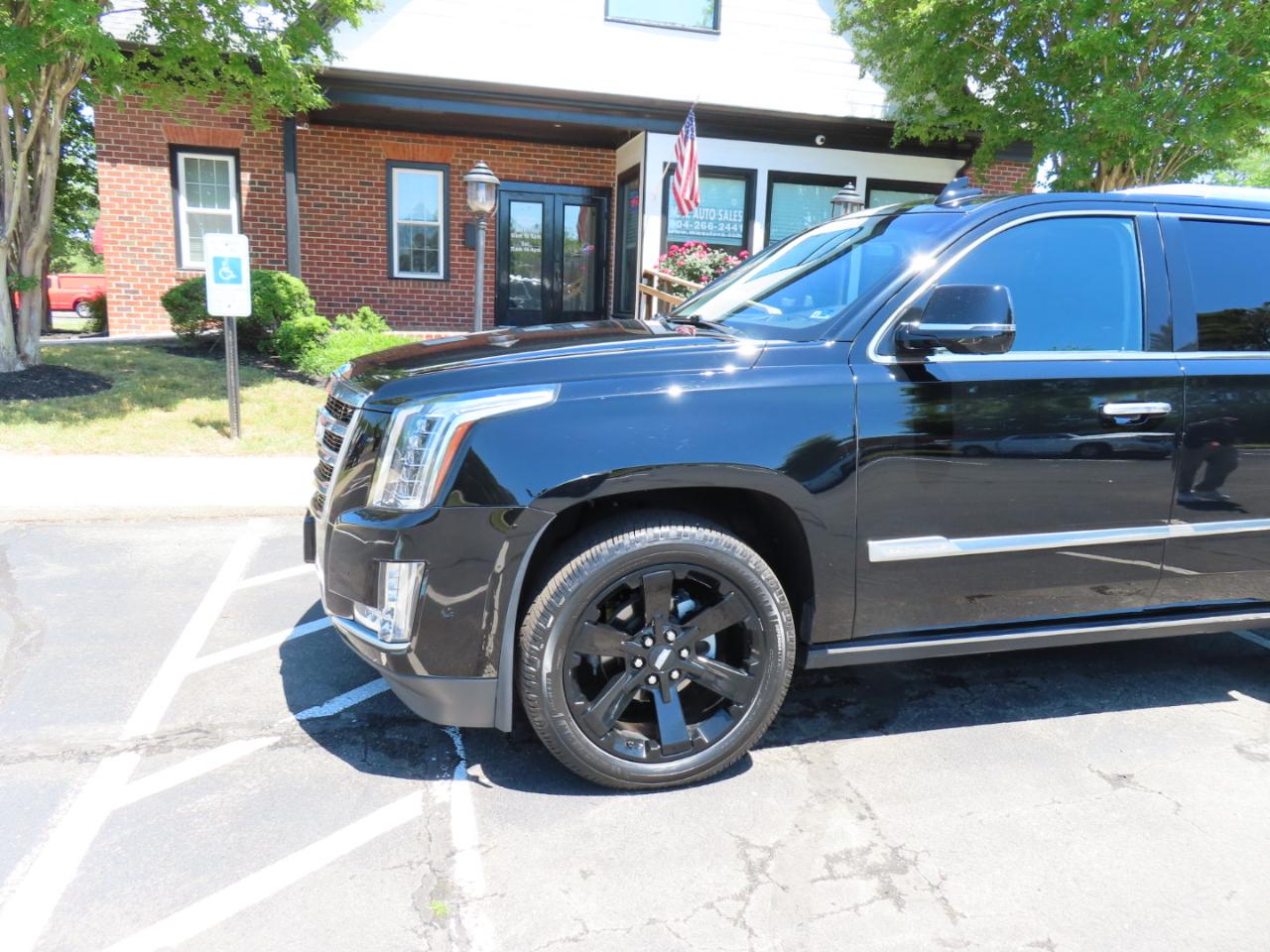 cadillac escalade 2018 1GYS3CKJ7JR235476 image cadillac escalade 2018 1GYS3CKJ7JR235476 image