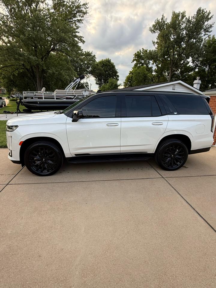 cadillac escalade 2021 1GYS4AKL5MR369622 image cadillac escalade 2021 1GYS4AKL5MR369622 image