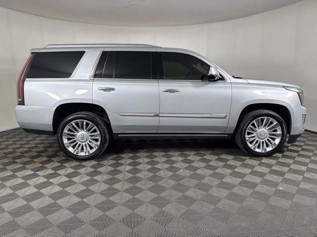 cadillac escalade 2017 1GYS4DKJ7HR279412 image cadillac escalade 2017 1GYS4DKJ7HR279412 image