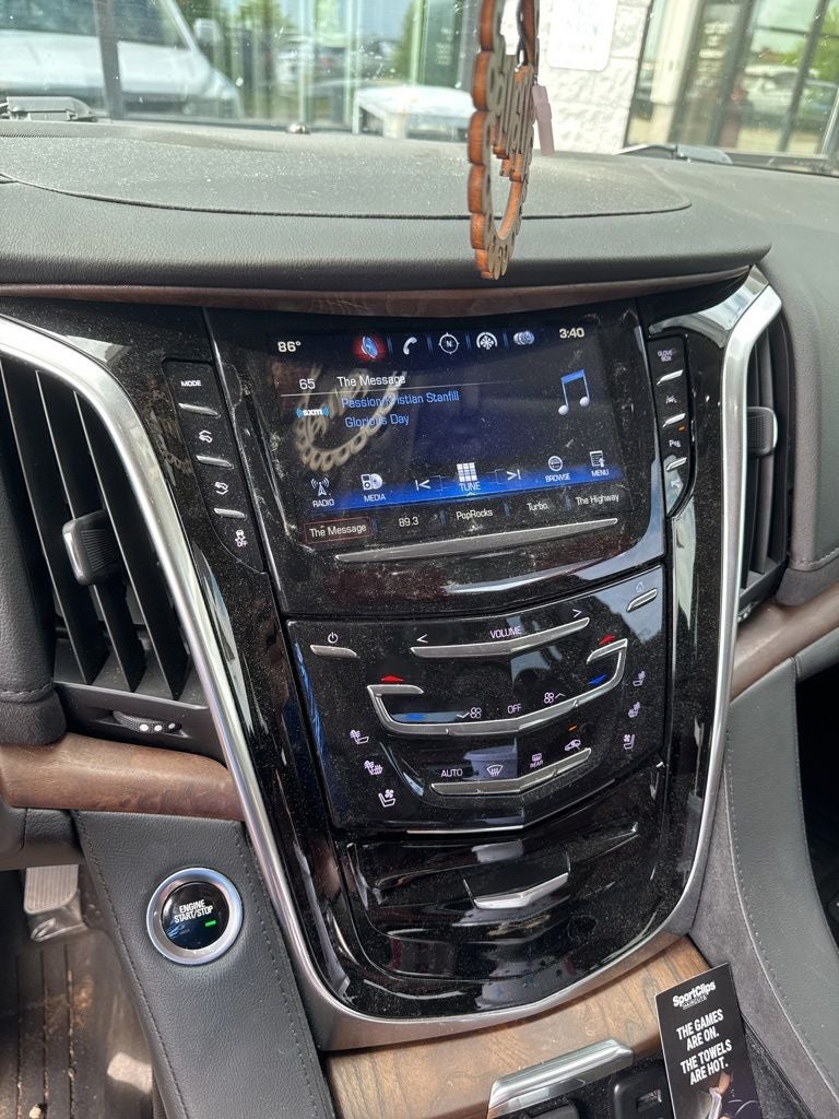 cadillac escalade 2020 1GYS3CKJ8LR170947 image cadillac escalade 2020 1GYS3CKJ8LR170947 image