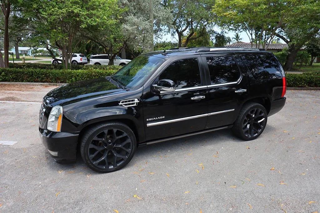 cadillac escalade 2011 1GYS3CEF0BR130044 image cadillac escalade 2011 1GYS3CEF0BR130044 image