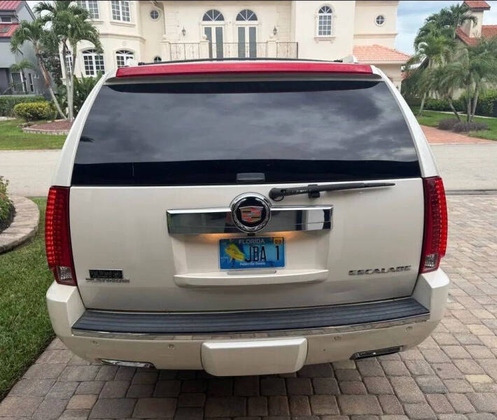 cadillac escalade 2013 1GYS3DEF6DR241884 image cadillac escalade 2013 1GYS3DEF6DR241884 image