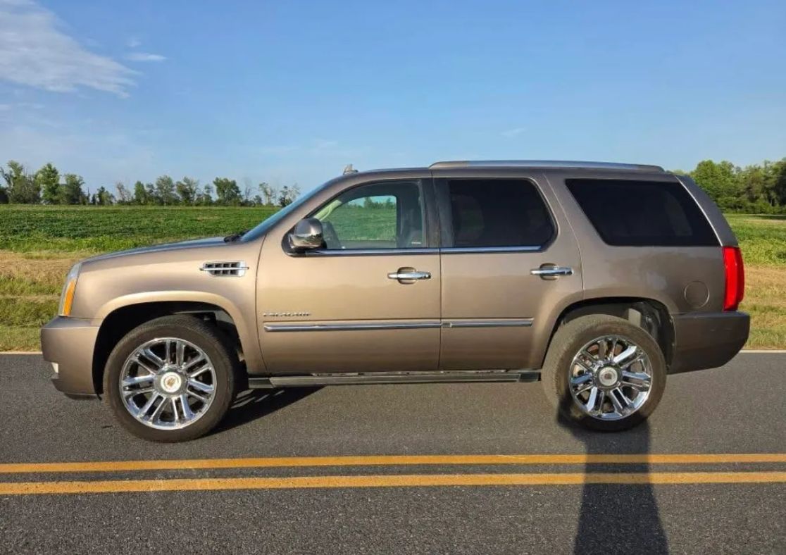 cadillac escalade 2013 1GYS4DEF0DR283464 image cadillac escalade 2013 1GYS4DEF0DR283464 image