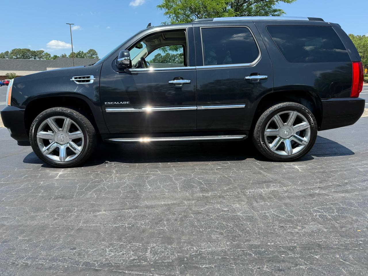 cadillac escalade 2010 1GYUKBEF1AR242582 image cadillac escalade 2010 1GYUKBEF1AR242582 image