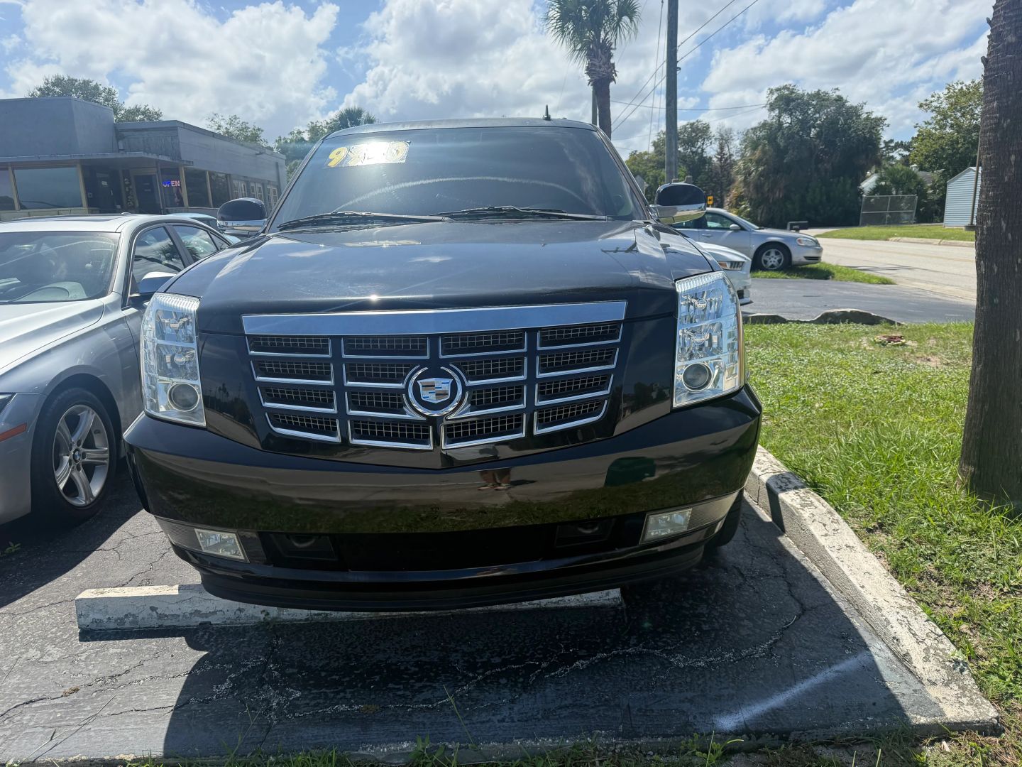 cadillac escalade 2010 1GYUCAEF6AR175310 image cadillac escalade 2010 1GYUCAEF6AR175310 image