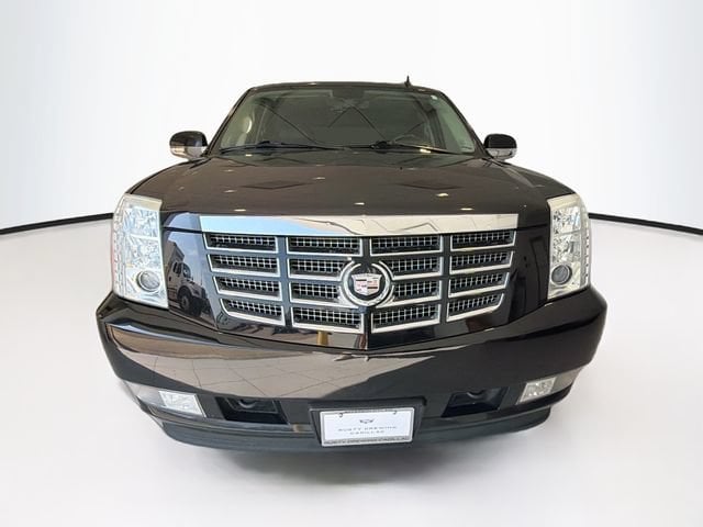 cadillac escalade 2010 1GYUKCEF6AR158683 image cadillac escalade 2010 1GYUKCEF6AR158683 image