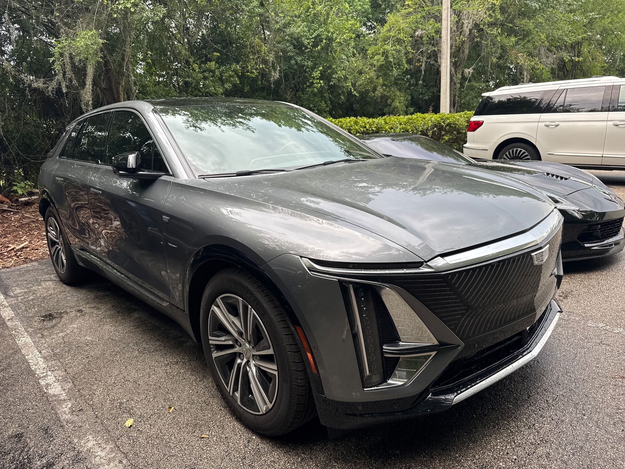 cadillac lyriq 2023 1GYKPMRK6PZ002688 image cadillac lyriq 2023 1GYKPMRK6PZ002688 image