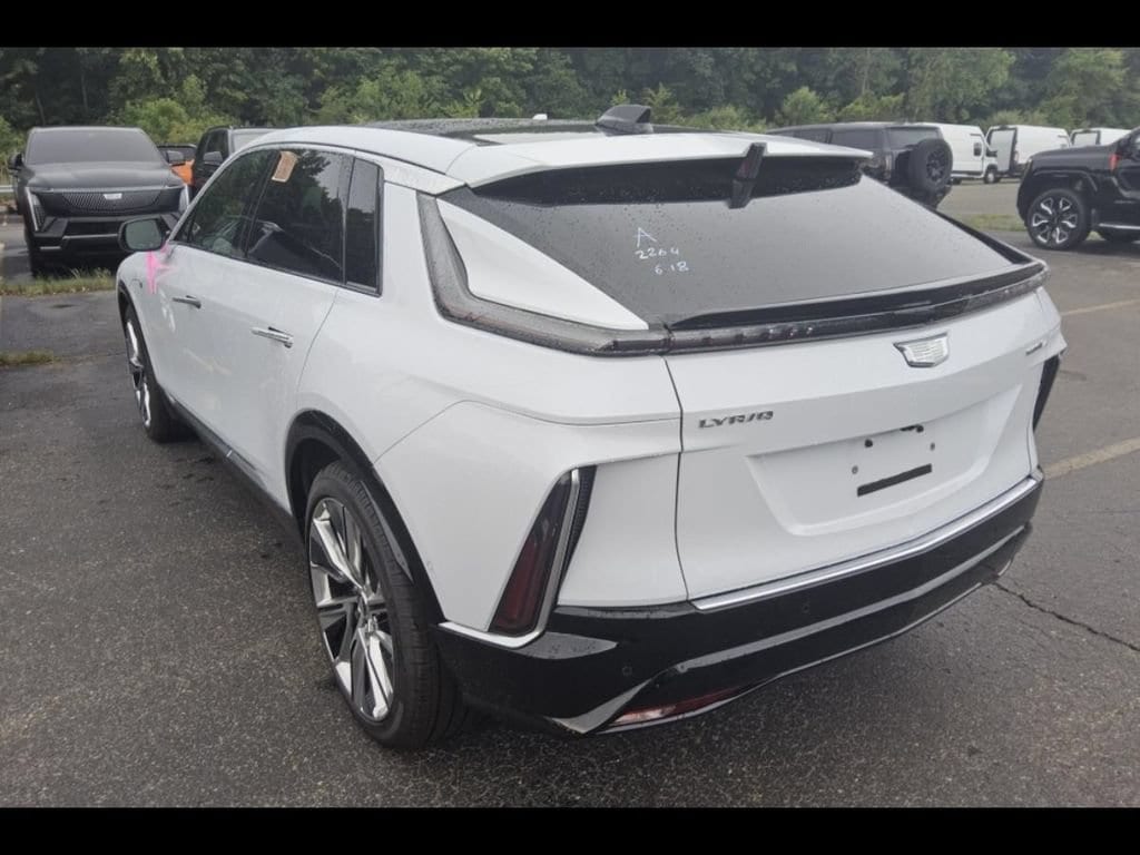 cadillac lyriq 2026 1GYKPTRL1TZ302264 image cadillac lyriq 2026 1GYKPTRL1TZ302264 image