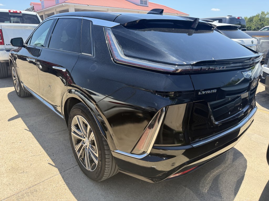 cadillac lyriq 2024 1GYKPRRK3RZ109083 image cadillac lyriq 2024 1GYKPRRK3RZ109083 image
