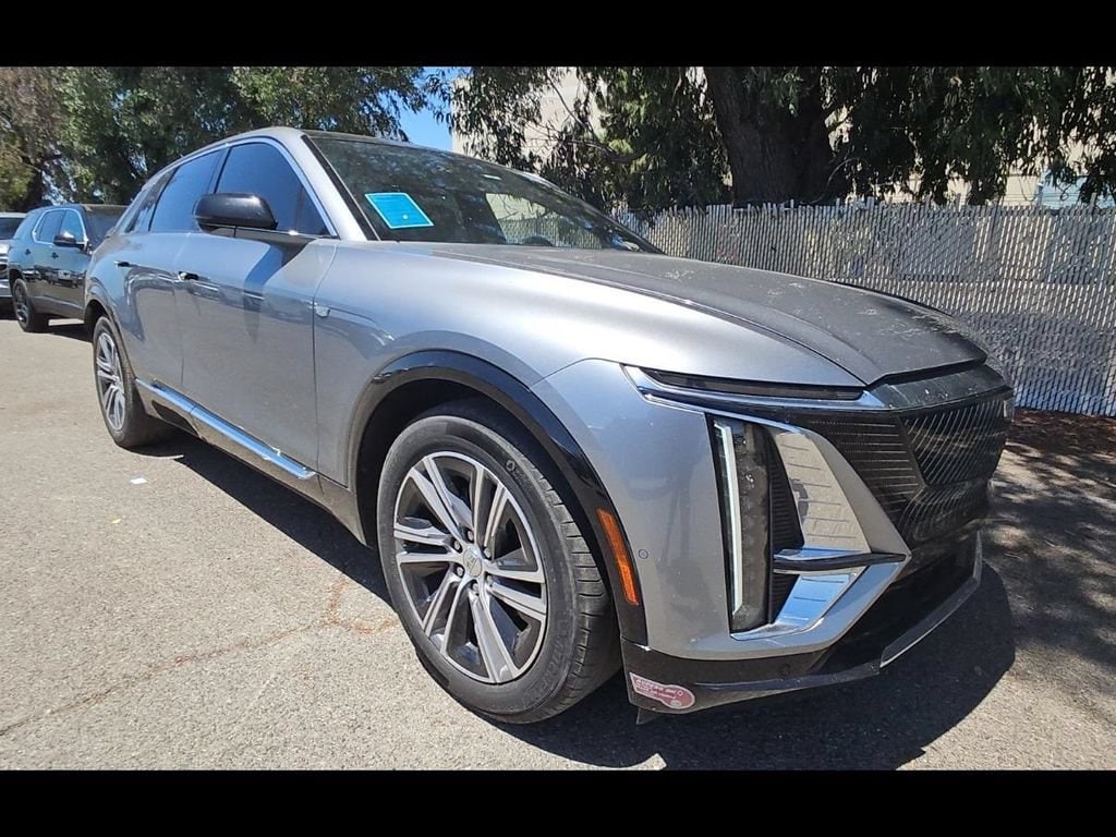 cadillac lyriq 2024 1GYKPRRK3RZ113490 image cadillac lyriq 2024 1GYKPRRK3RZ113490 image
