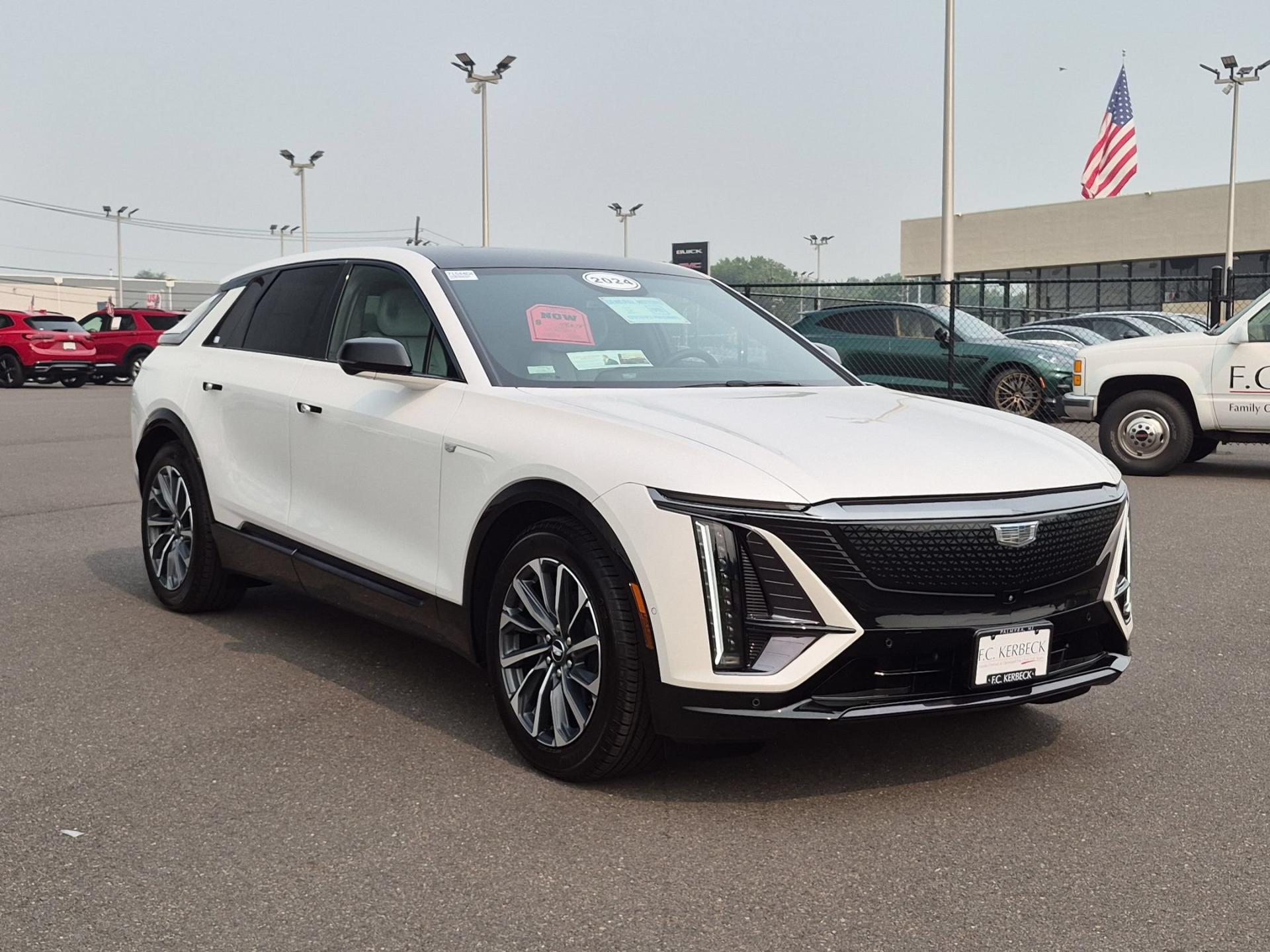 cadillac lyriq 2024 1GYKPVRLXRZ112984 image cadillac lyriq 2024 1GYKPVRLXRZ112984 image