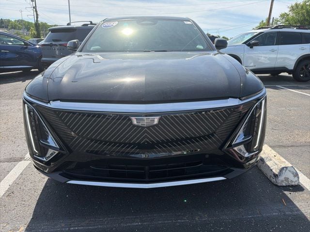 cadillac lyriq 2024 1GYKPMRK9RZ122083 image cadillac lyriq 2024 1GYKPMRK9RZ122083 image