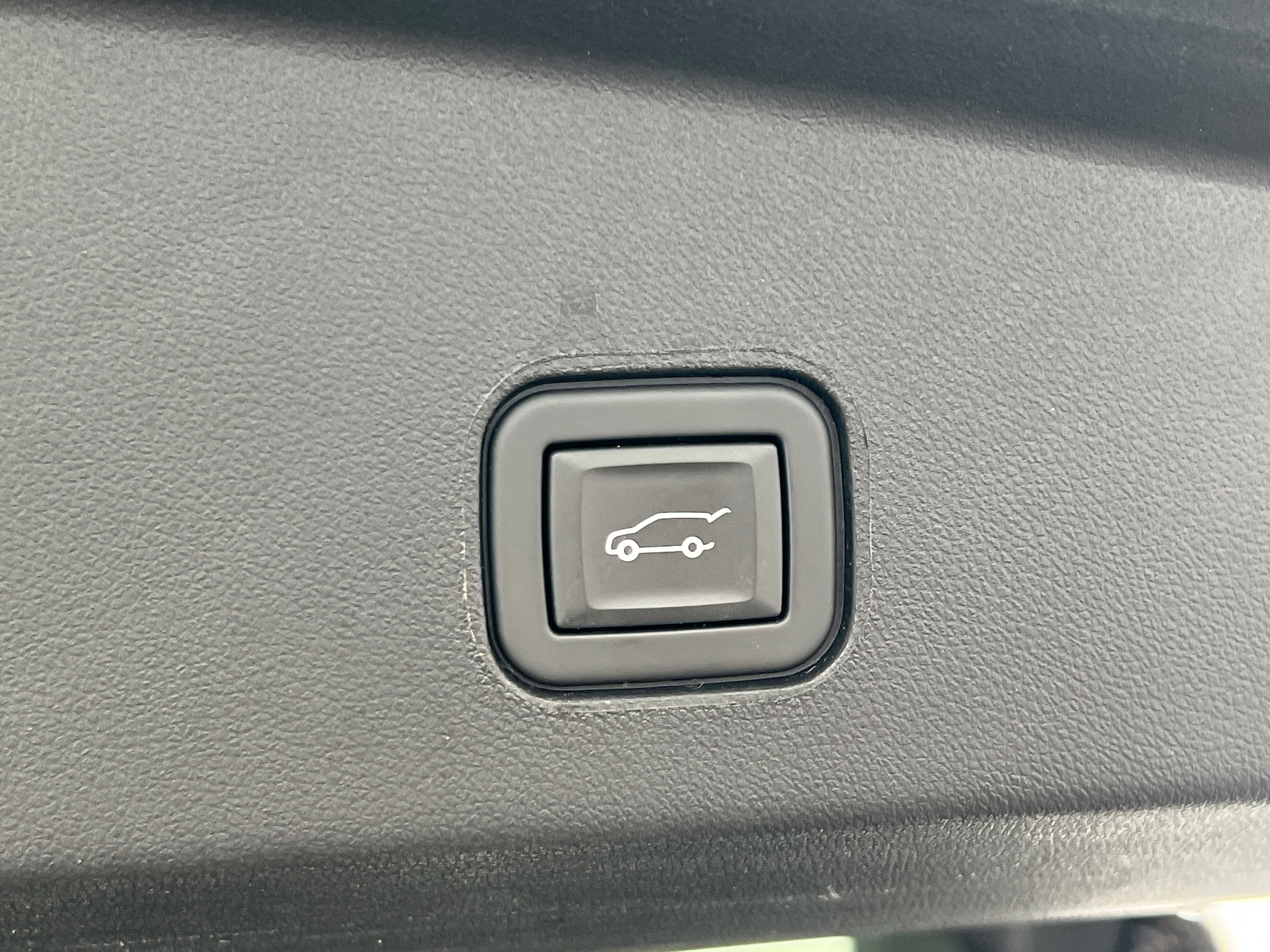 cadillac lyriq 2024 1GYKPSRL1RZ119952 image cadillac lyriq 2024 1GYKPSRL1RZ119952 image