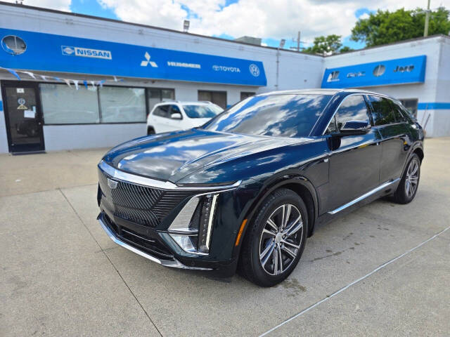 cadillac lyriq 2024 1GYKPRRK2RZ115439 image cadillac lyriq 2024 1GYKPRRK2RZ115439 image