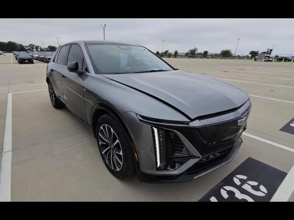 cadillac lyriq 2024 1GYKPTRK8RZ105205 image cadillac lyriq 2024 1GYKPTRK8RZ105205 image