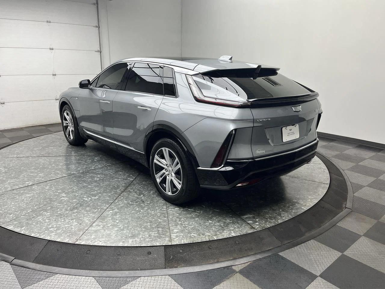 cadillac lyriq 2024 1GYKPMRL5RZ141352 image cadillac lyriq 2024 1GYKPMRL5RZ141352 image