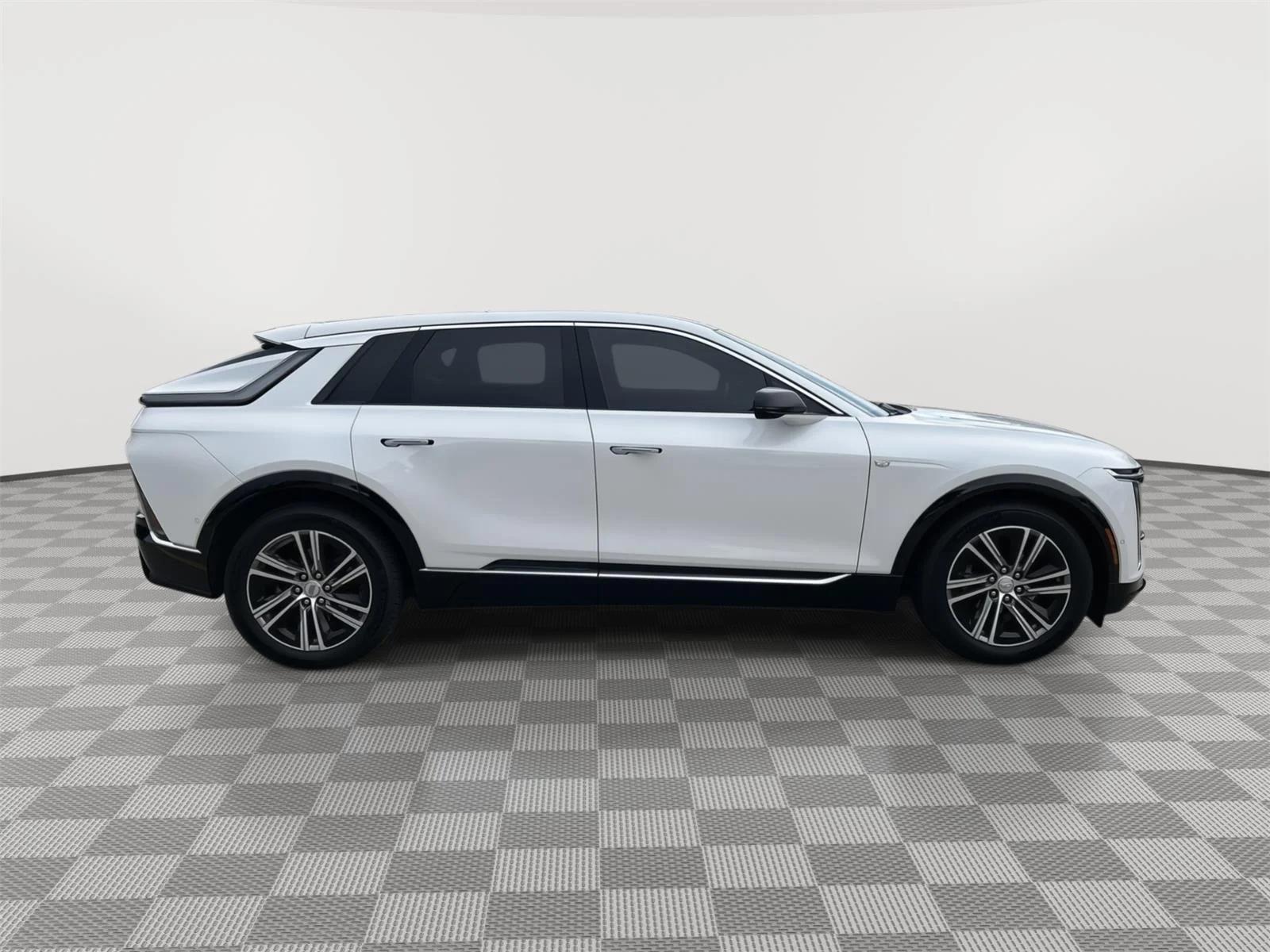 cadillac lyriq 2024 1GYKPPRL7RZ111903 image cadillac lyriq 2024 1GYKPPRL7RZ111903 image