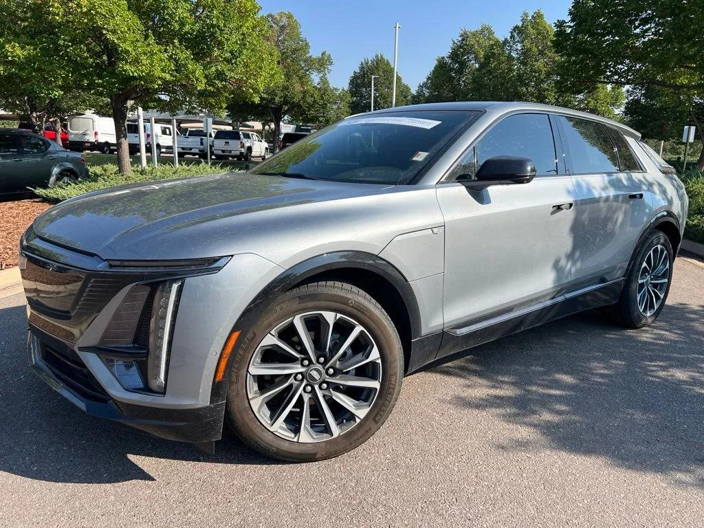 cadillac lyriq 2024 1GYKPTRL3RZ100793 image cadillac lyriq 2024 1GYKPTRL3RZ100793 image