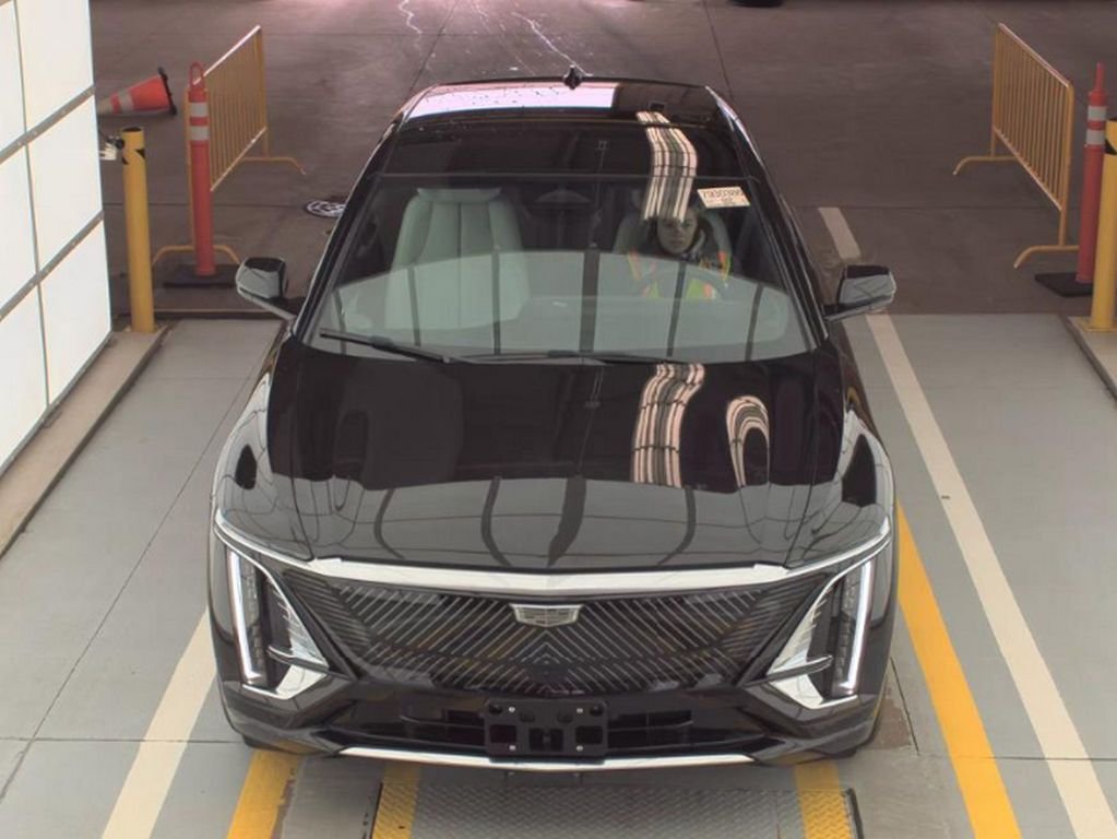 cadillac lyriq 2024 1GYKPRRL6RZ111466 image cadillac lyriq 2024 1GYKPRRL6RZ111466 image