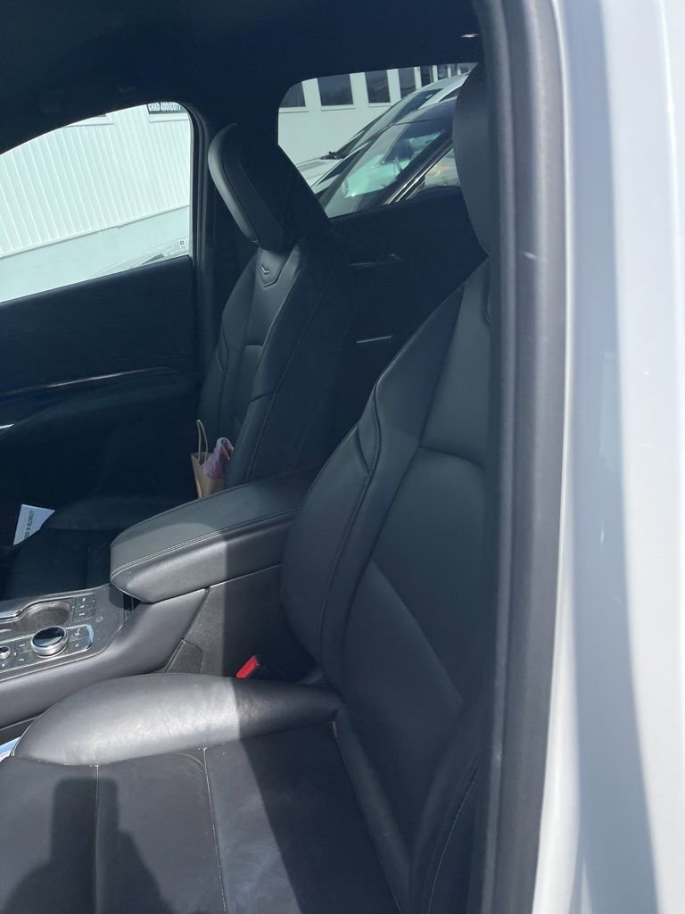 cadillac xt4 2023 1GYFZBR48PF106487 image cadillac xt4 2023 1GYFZBR48PF106487 image