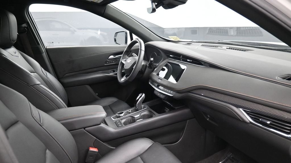 cadillac xt4 2023 1GYFZER48PF196984 image cadillac xt4 2023 1GYFZER48PF196984 image
