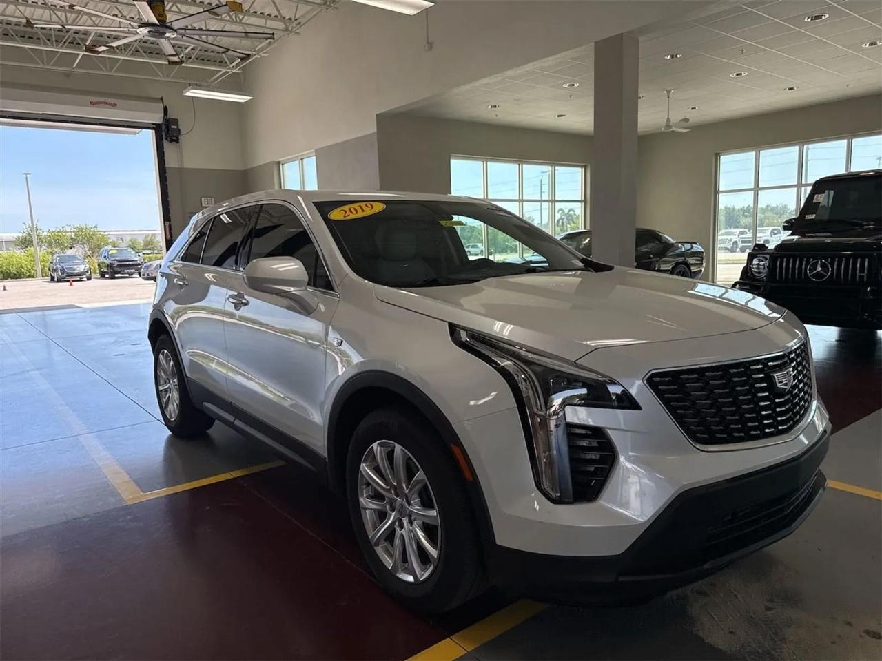cadillac xt4 2019 1GYAZAR49KF131945 image cadillac xt4 2019 1GYAZAR49KF131945 image