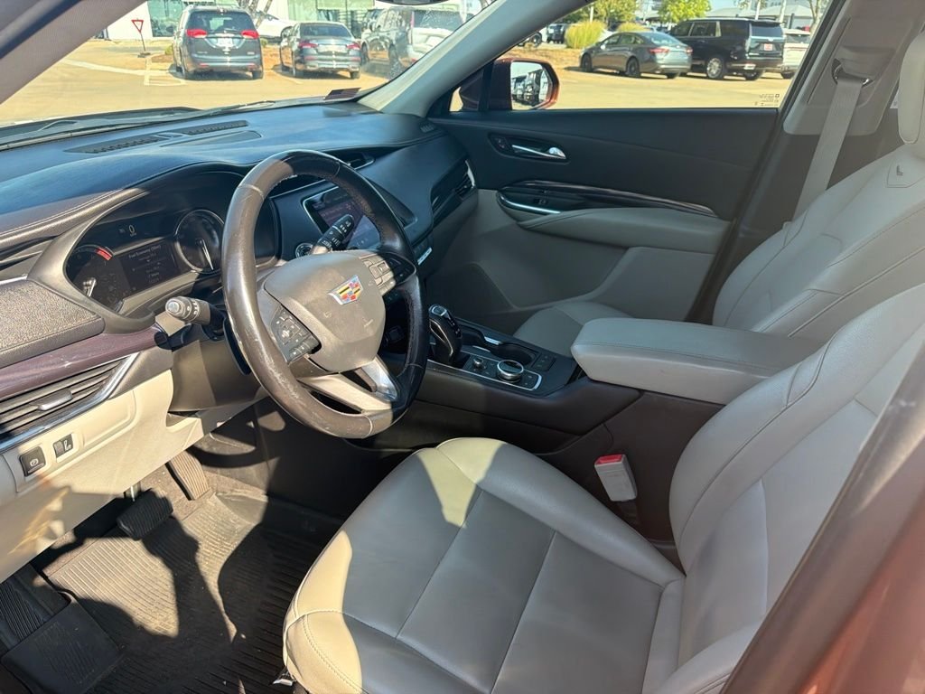 cadillac xt4 2019 1GYAZAR41KF174241 image cadillac xt4 2019 1GYAZAR41KF174241 image