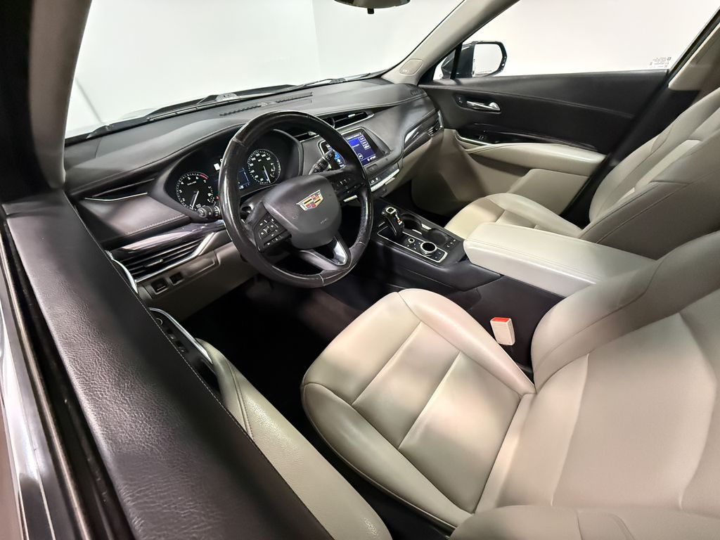 cadillac xt4 2019 1GYFZBR43KF100962 image cadillac xt4 2019 1GYFZBR43KF100962 image