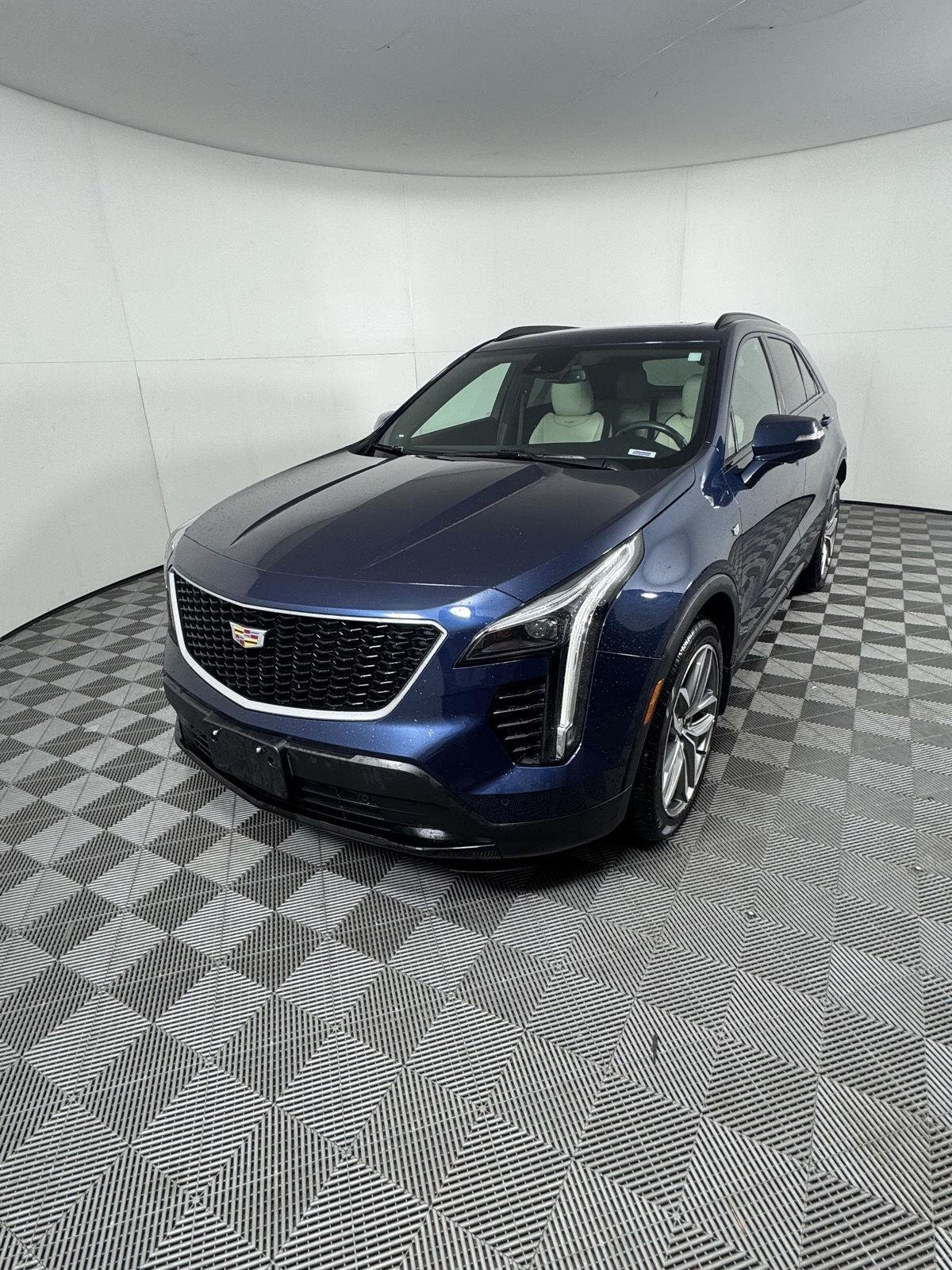 cadillac xt4 2021 1GYFZFR4XMF000643 image cadillac xt4 2021 1GYFZFR4XMF000643 image