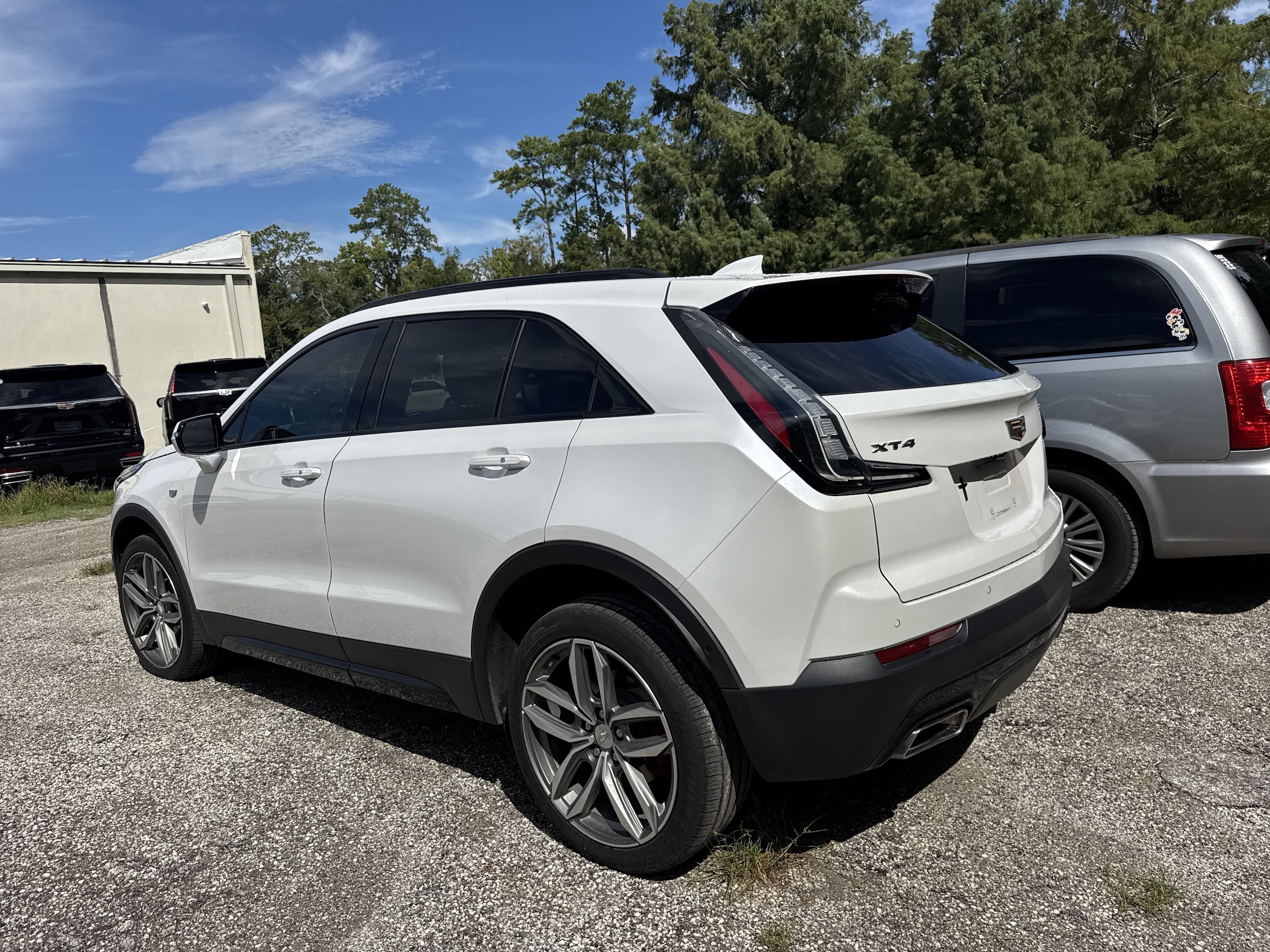 cadillac xt4 2021 1GYFZER4XMF056365 image cadillac xt4 2021 1GYFZER4XMF056365 image