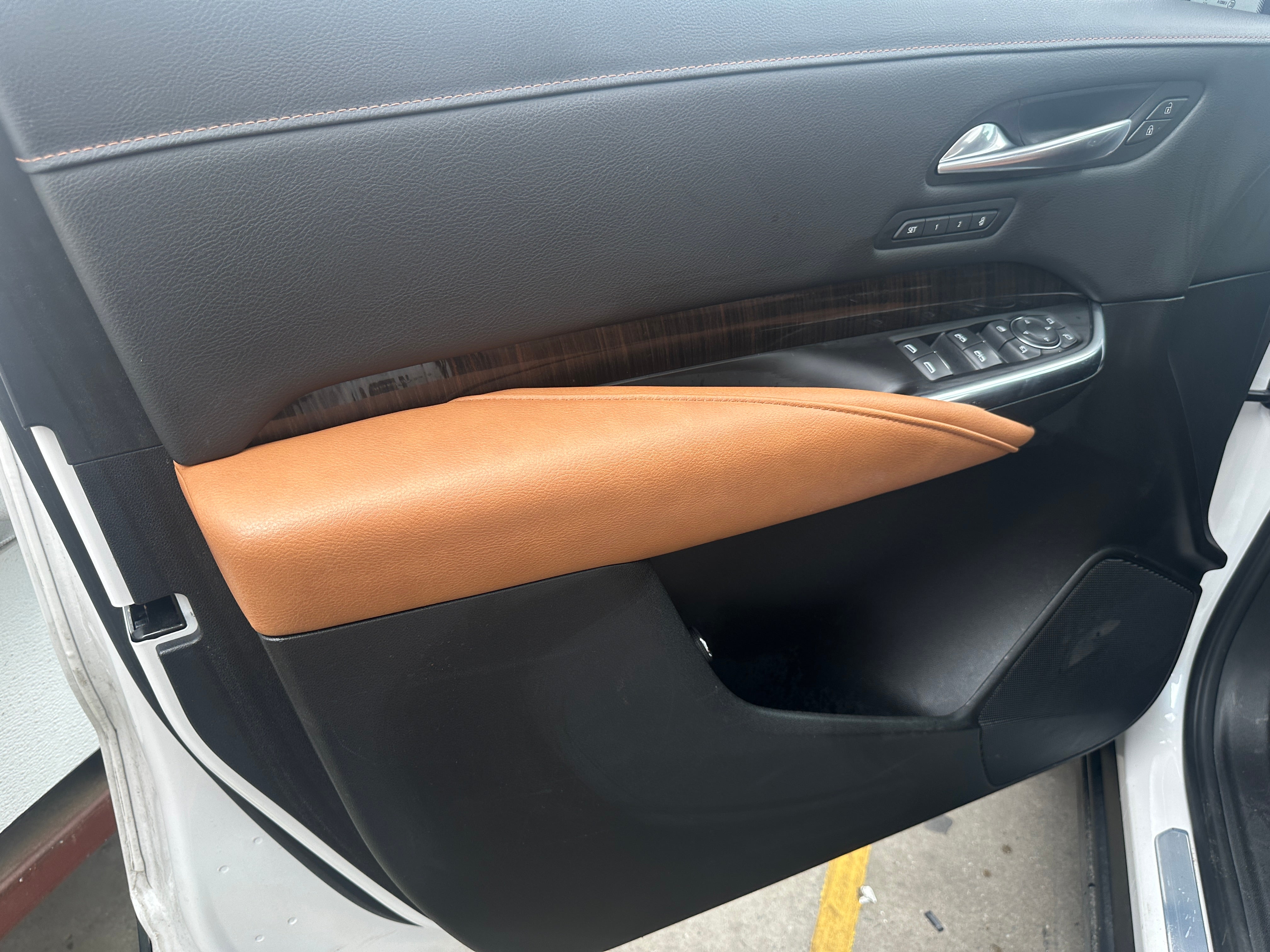 cadillac xt4 2021 1GYFZDR45MF016043 image cadillac xt4 2021 1GYFZDR45MF016043 image