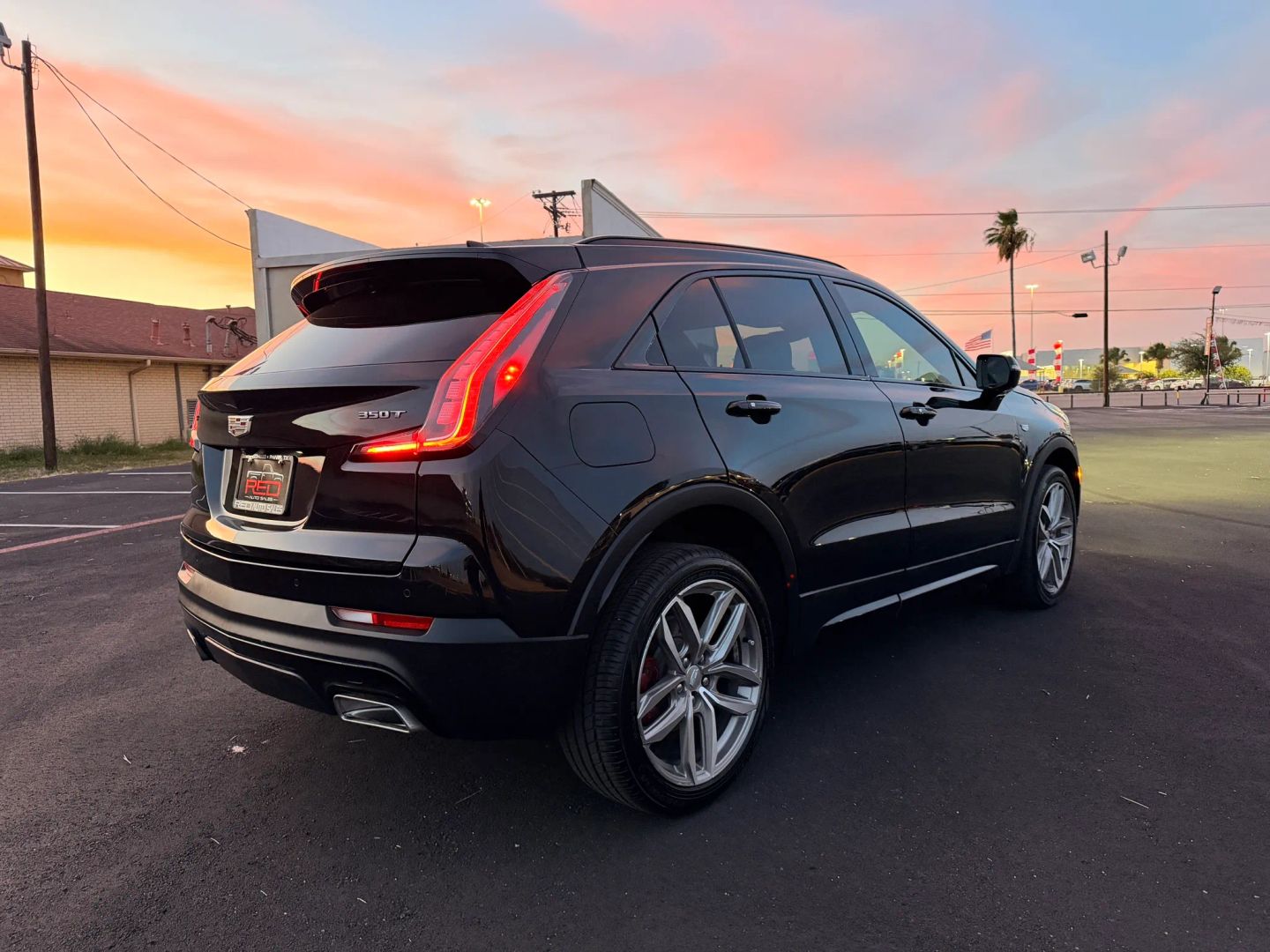 cadillac xt4 2021 1GYFZER48MF034297 image cadillac xt4 2021 1GYFZER48MF034297 image