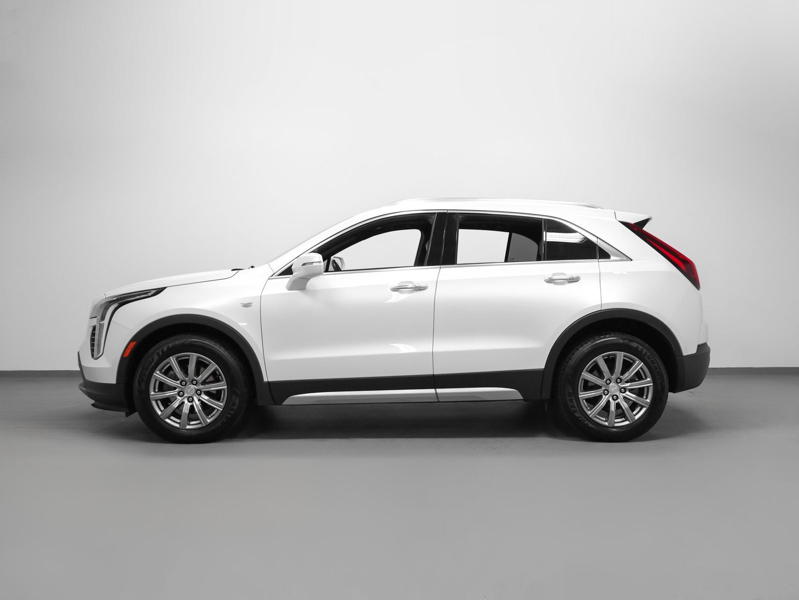 cadillac xt4 2021 1GYFZDR44MF020858 image cadillac xt4 2021 1GYFZDR44MF020858 image