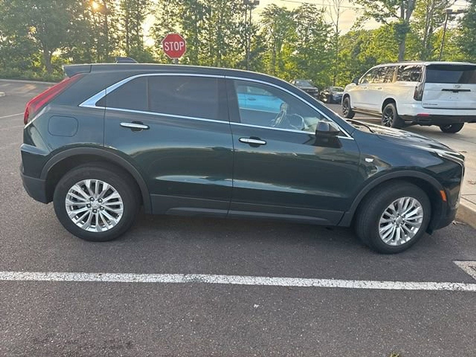 cadillac xt4 2024 1GYAZAR49RF218464 image cadillac xt4 2024 1GYAZAR49RF218464 image