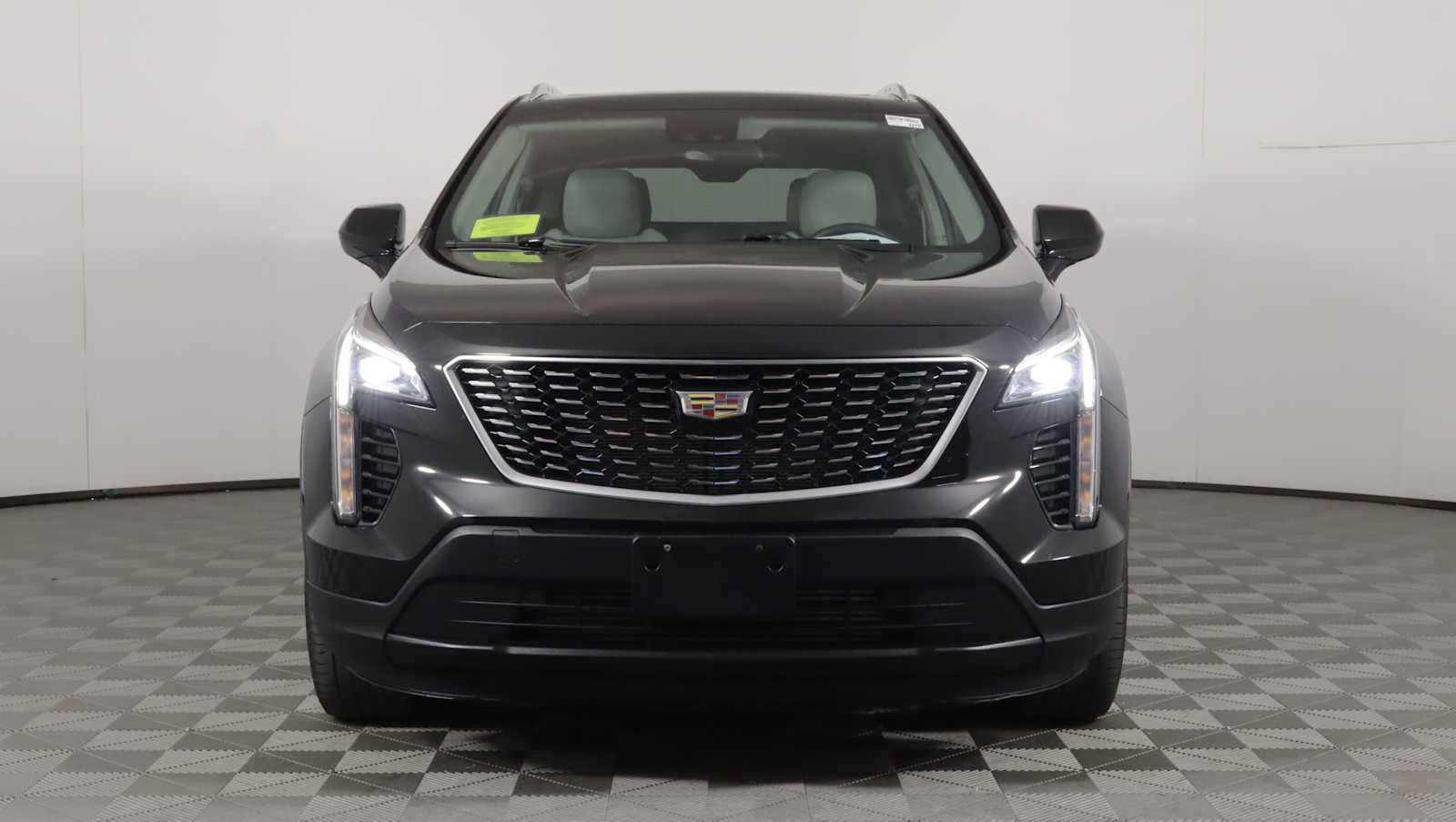 cadillac xt4 2022 1GYFZBR48NF100623 image cadillac xt4 2022 1GYFZBR48NF100623 image