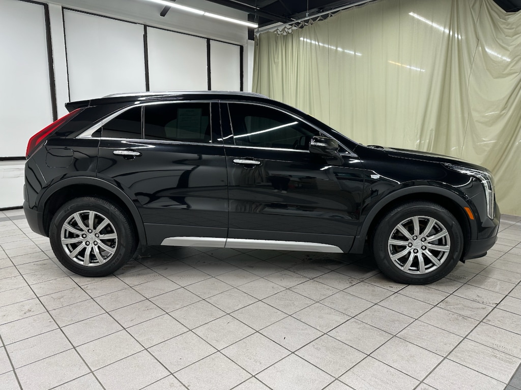 cadillac xt4 2022 1GYFZDR42NF117445 image cadillac xt4 2022 1GYFZDR42NF117445 image
