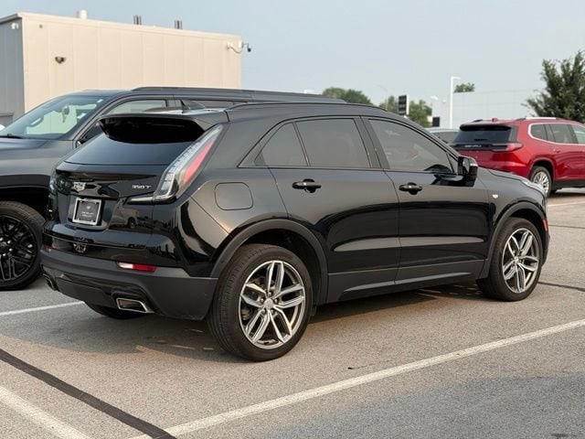 cadillac xt4 2022 1GYFZFR46NF143168 image cadillac xt4 2022 1GYFZFR46NF143168 image