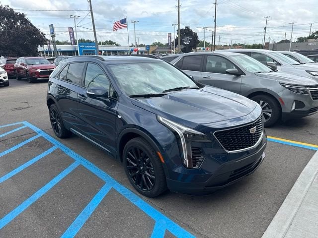 cadillac xt4 2022 1GYFZFR44NF137191 image cadillac xt4 2022 1GYFZFR44NF137191 image