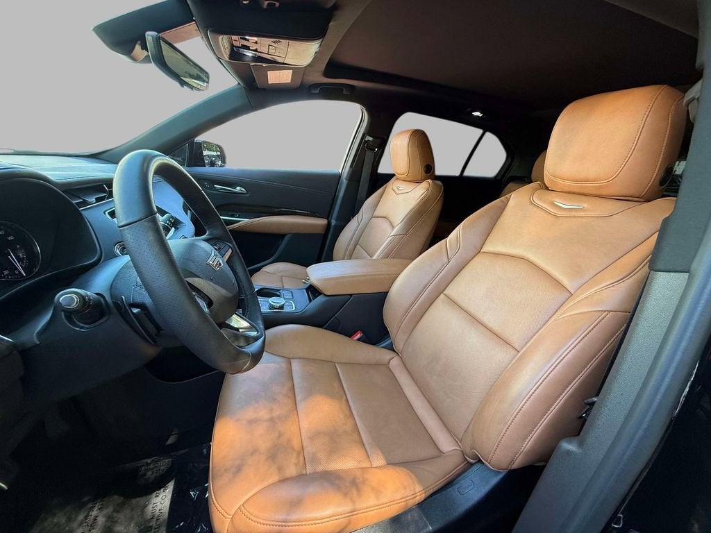 cadillac xt4 2022 1GYFZFR45NF139645 image cadillac xt4 2022 1GYFZFR45NF139645 image