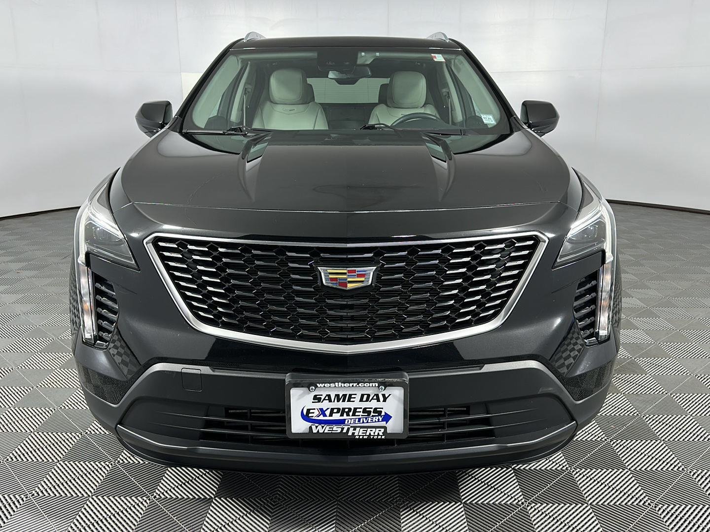 cadillac xt4 2022 1GYFZBR45NF121266 image cadillac xt4 2022 1GYFZBR45NF121266 image