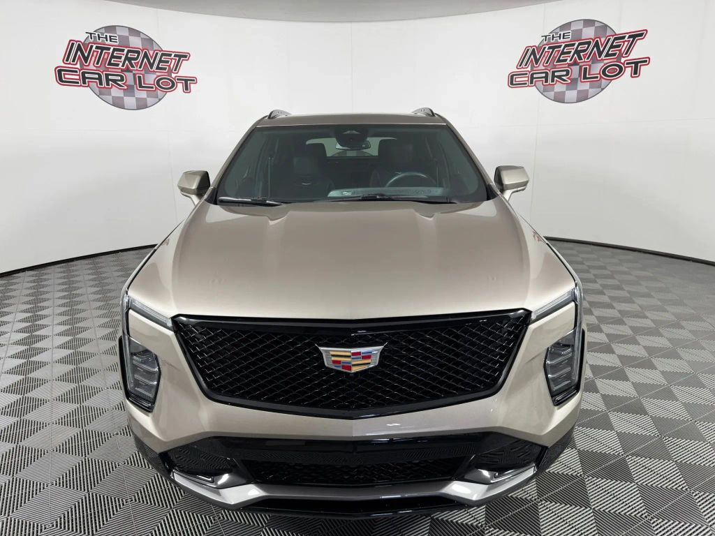 cadillac xt4 2025 1GYFZER44SF138878 image cadillac xt4 2025 1GYFZER44SF138878 image