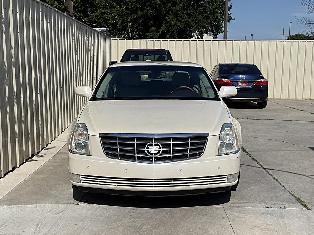 cadillac dts 2008 1G6KD57Y68U209076 image cadillac dts 2008 1G6KD57Y68U209076 image