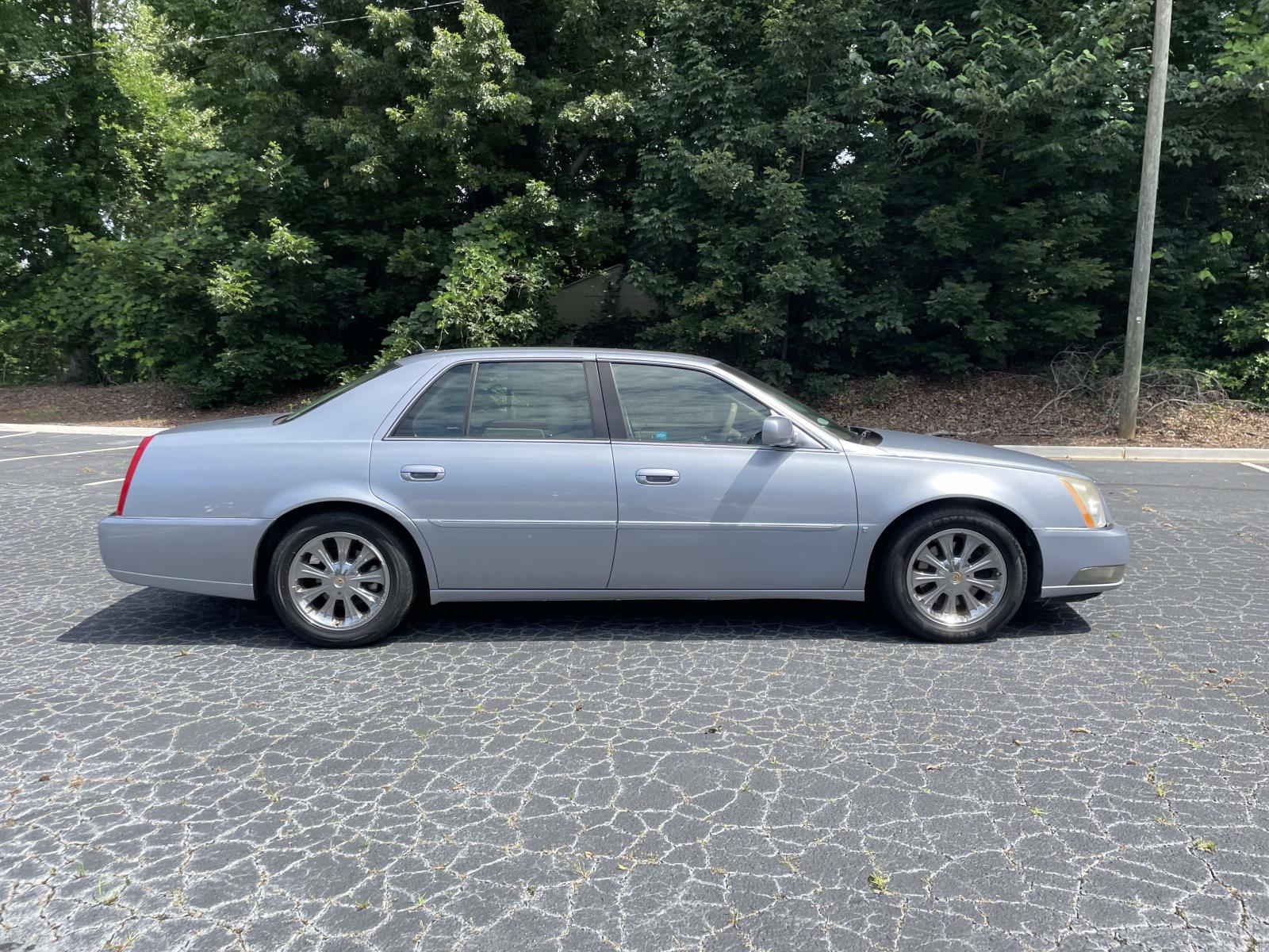 cadillac dts 2006 1G6KD57Y26U113099 image cadillac dts 2006 1G6KD57Y26U113099 image