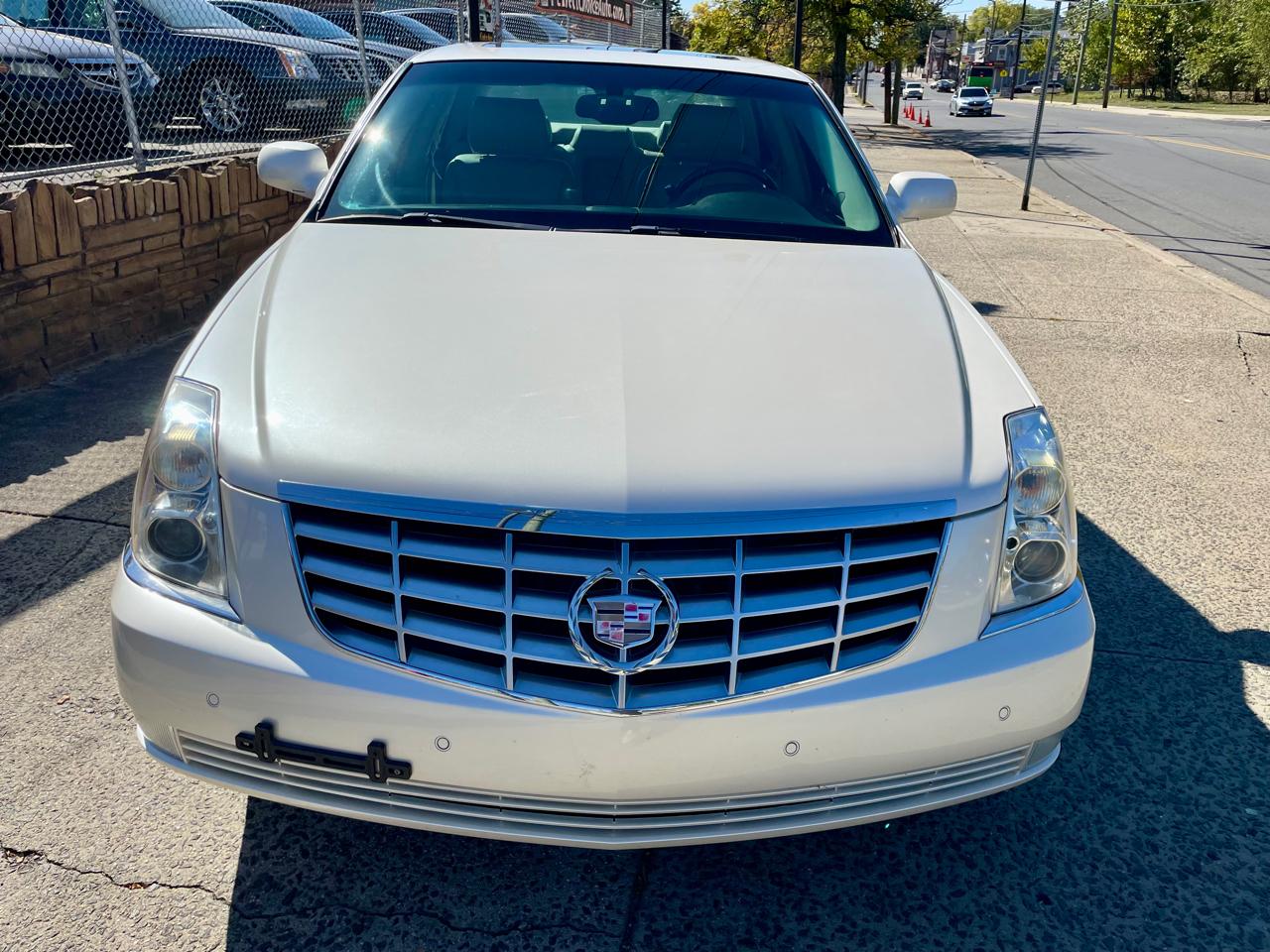 cadillac dts 2011 1G6KD5E66BU112341 image cadillac dts 2011 1G6KD5E66BU112341 image