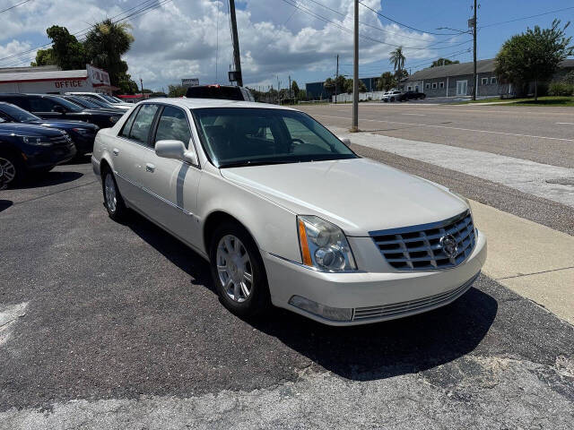 cadillac dts 2010 1G6KA5EY8AU114892 image cadillac dts 2010 1G6KA5EY8AU114892 image