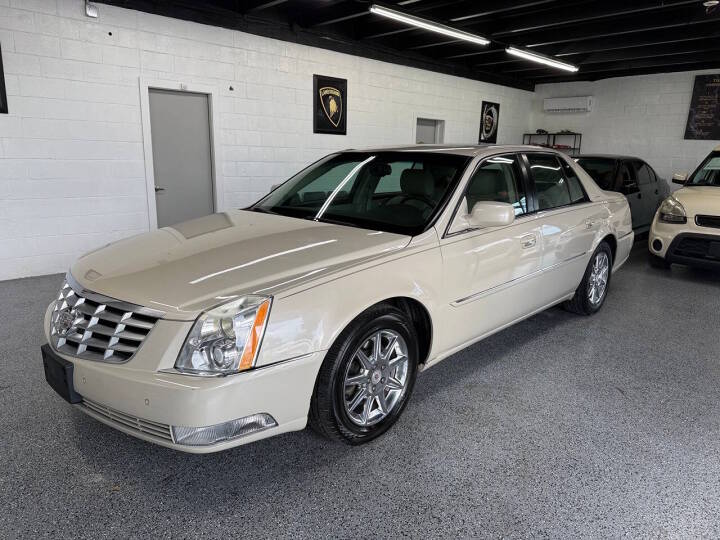 cadillac dts 2010 1G6KD5EY5AU127459 image cadillac dts 2010 1G6KD5EY5AU127459 image