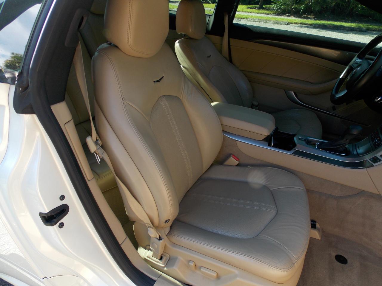 cadillac cts 2011 1G6DJ1ED5B0121886 image cadillac cts 2011 1G6DJ1ED5B0121886 image