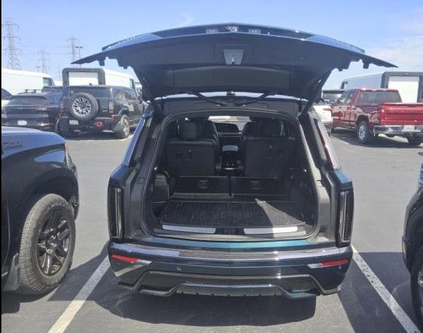 cadillac vistiq 2026 1GYC3RML1TZ711553 image cadillac vistiq 2026 1GYC3RML1TZ711553 image